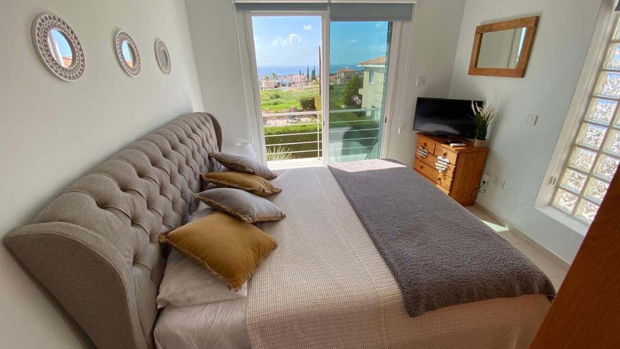 Roof Terrace & Sea View Entire Apartment Peyia Extérieur photo